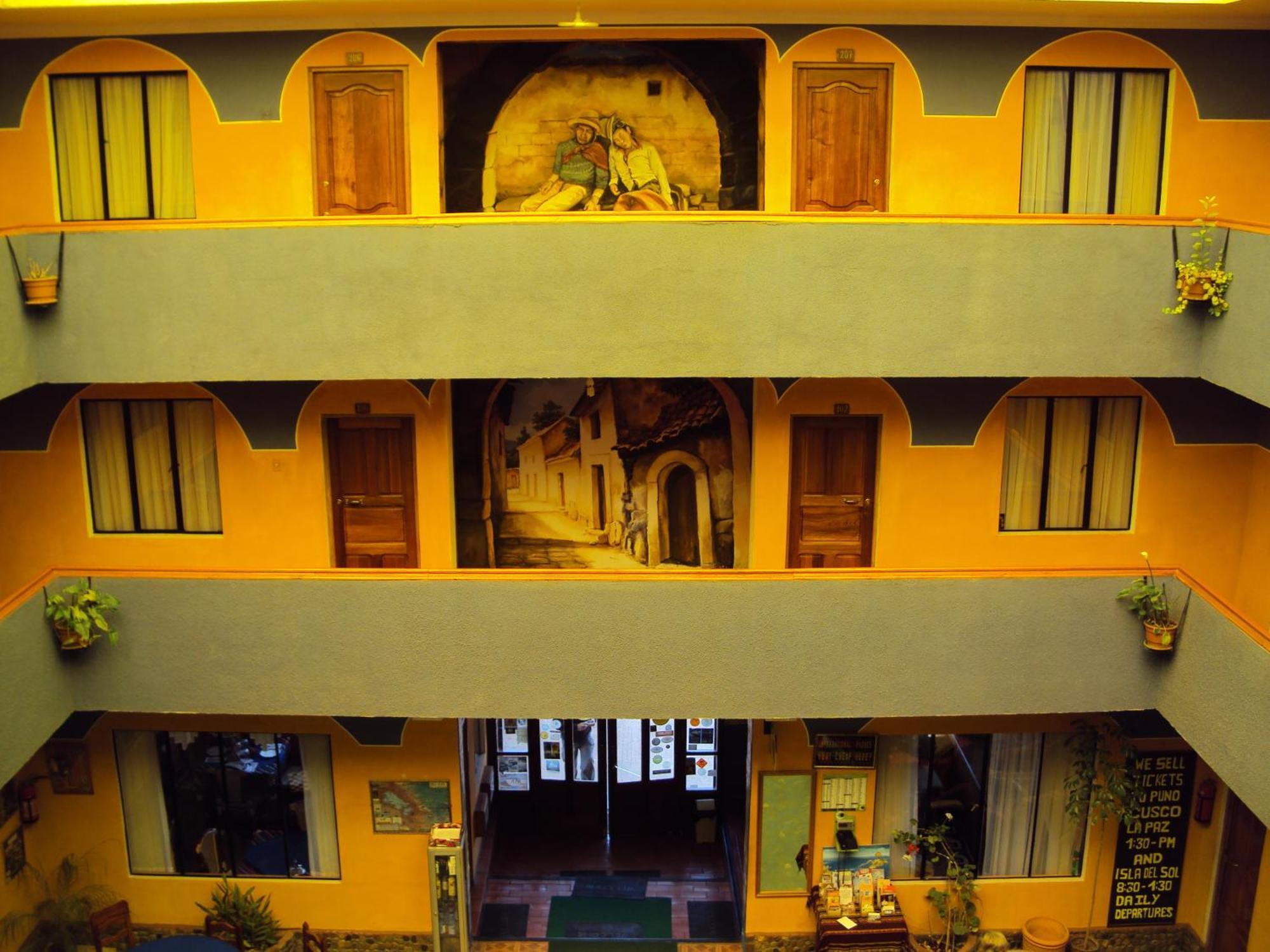 Hotel Utama Copacabana  Buitenkant foto